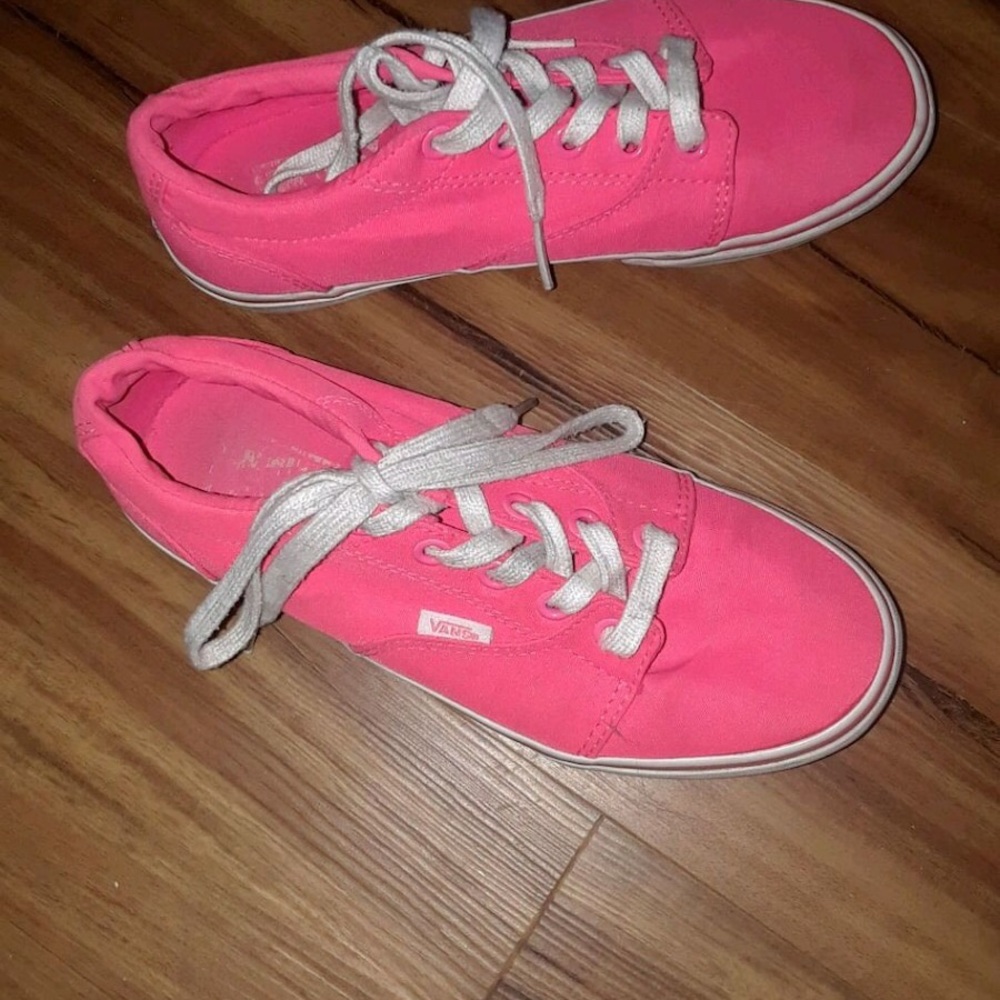 Girls pink vans